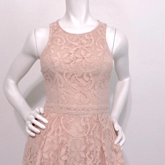 Lulu's Blush Pink Racer Back Lace Dress Size XS - Picture 4 of 9